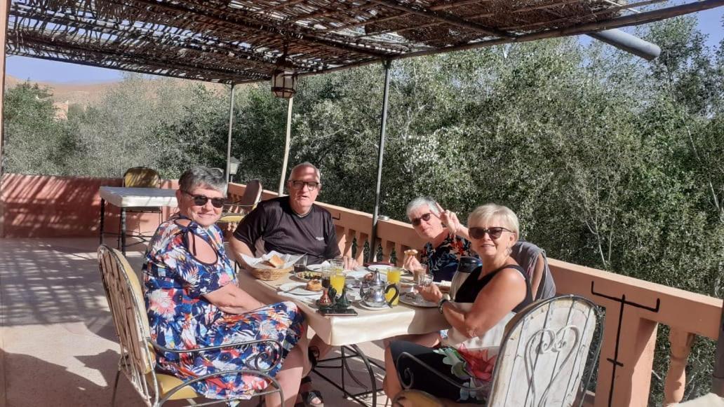 Kasbah Ait Arbi Hotell Ait Ougliff Exteriör bild