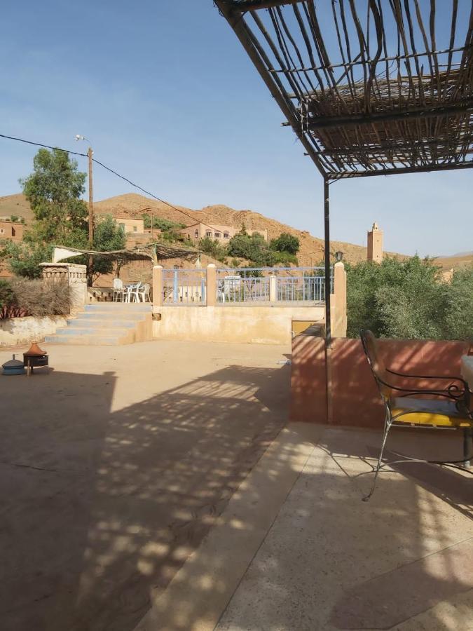 Kasbah Ait Arbi Hotell Ait Ougliff Exteriör bild