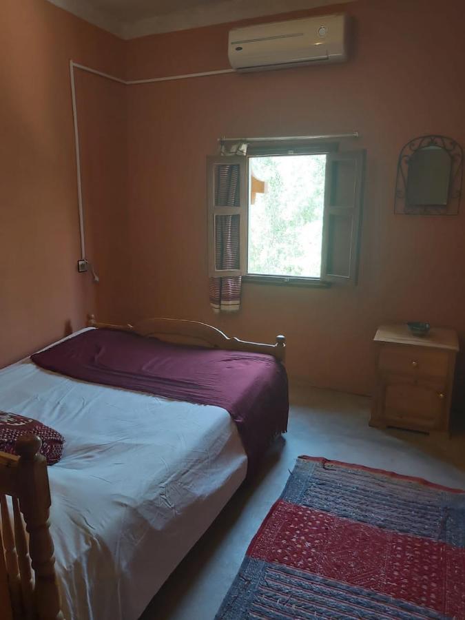 Kasbah Ait Arbi Hotell Ait Ougliff Exteriör bild