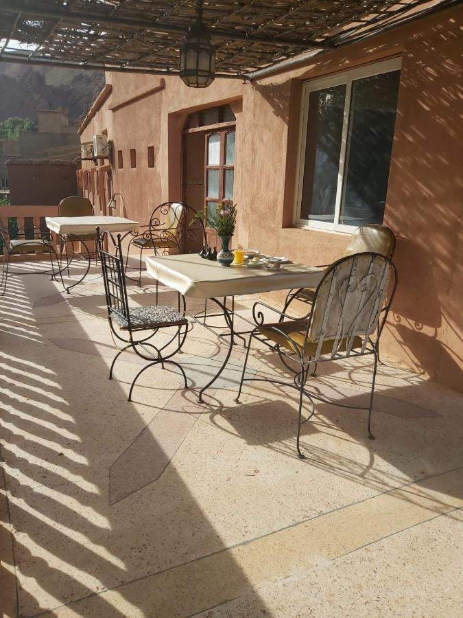 Kasbah Ait Arbi Hotell Ait Ougliff Exteriör bild