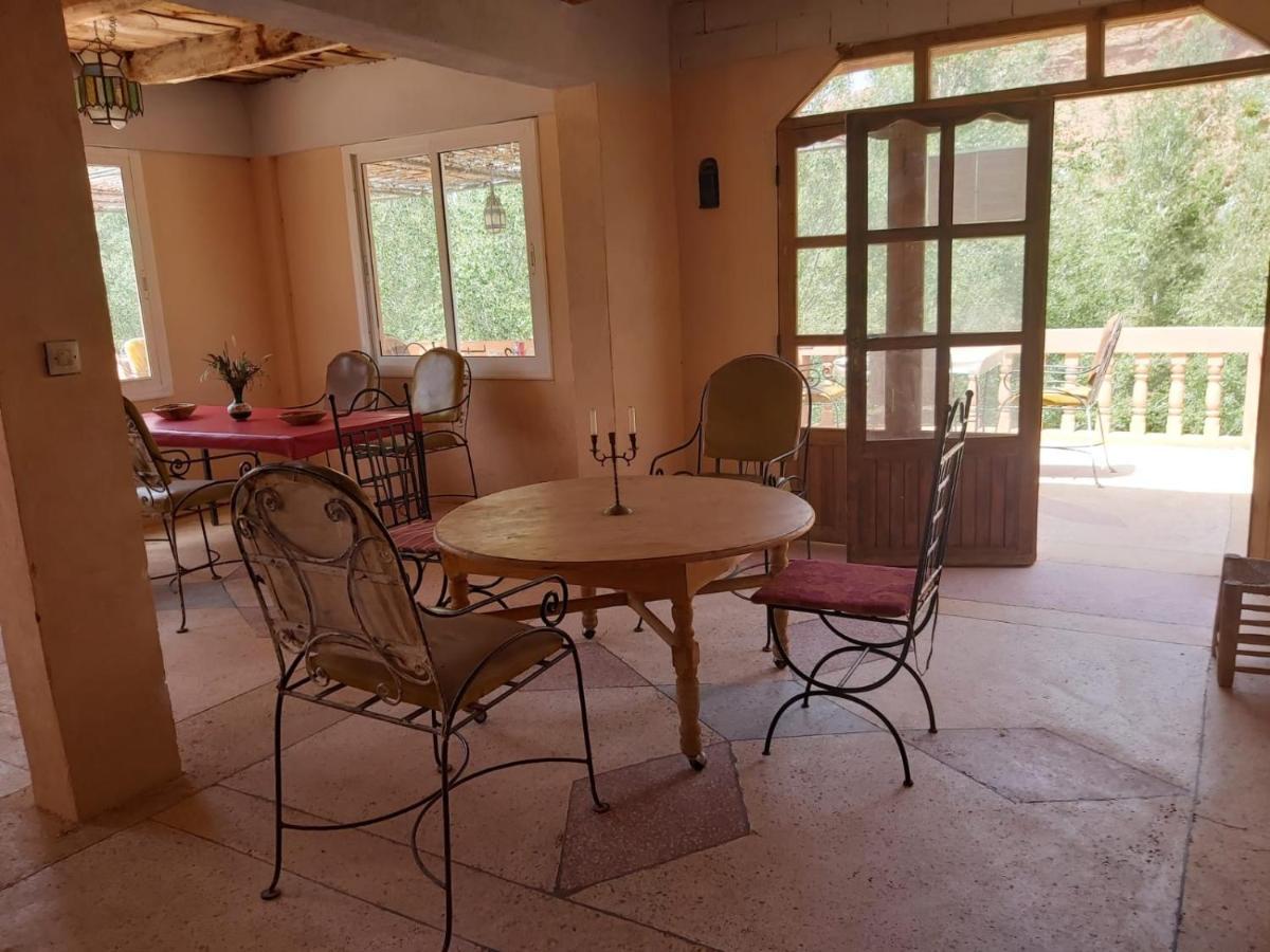 Kasbah Ait Arbi Hotell Ait Ougliff Exteriör bild