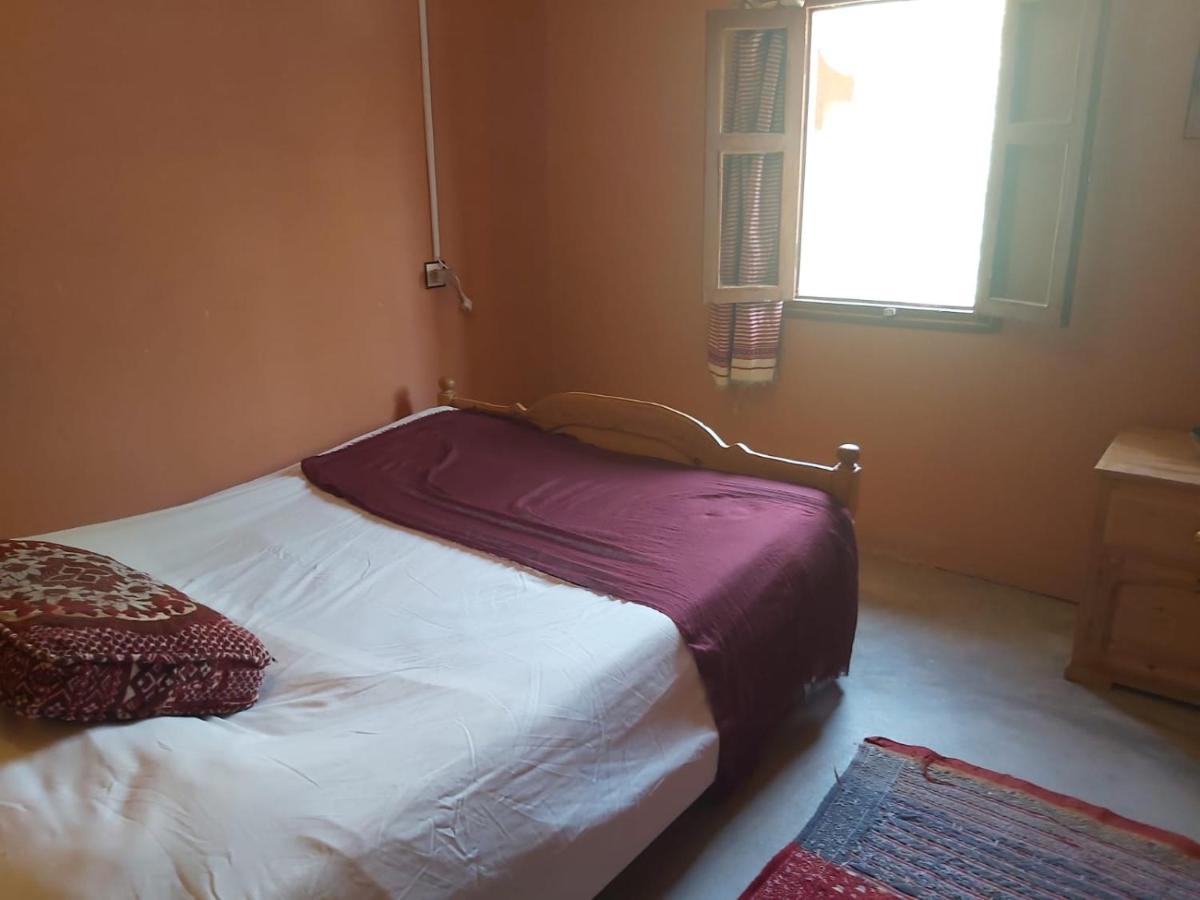 Kasbah Ait Arbi Hotell Ait Ougliff Exteriör bild
