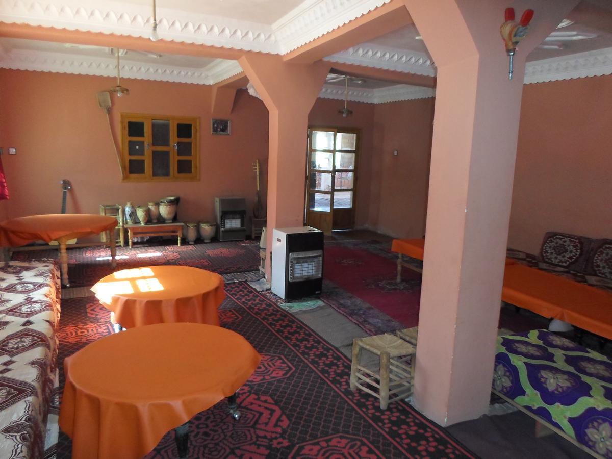 Kasbah Ait Arbi Hotell Ait Ougliff Exteriör bild