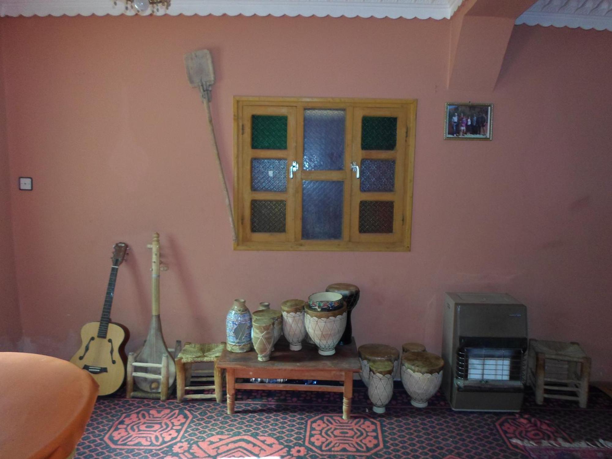 Kasbah Ait Arbi Hotell Ait Ougliff Exteriör bild