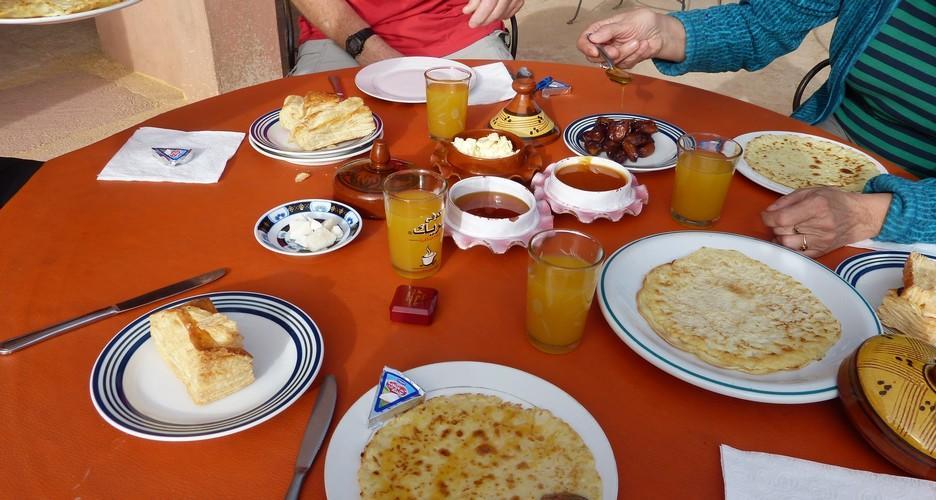 Kasbah Ait Arbi Hotell Ait Ougliff Exteriör bild